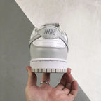 N - SNEAKERS