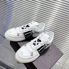 V - SNEAKERS