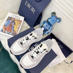 D - SNEAKERS