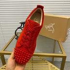 C - SNEAKERS