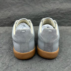 M - SNEAKERS