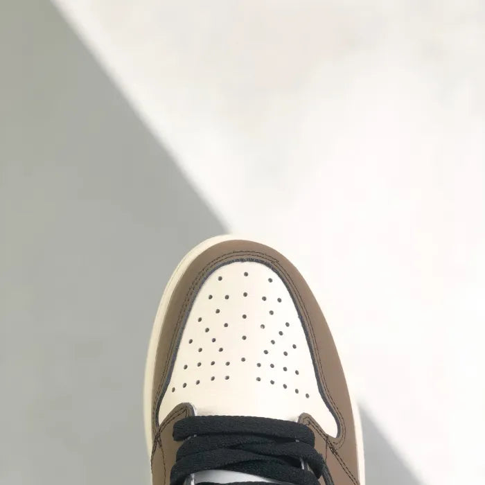 N - SNEAKERS
