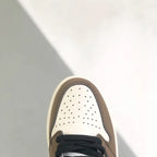 N - SNEAKERS