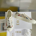 D - SNEAKERS