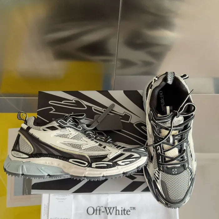 O - SNEAKERS
