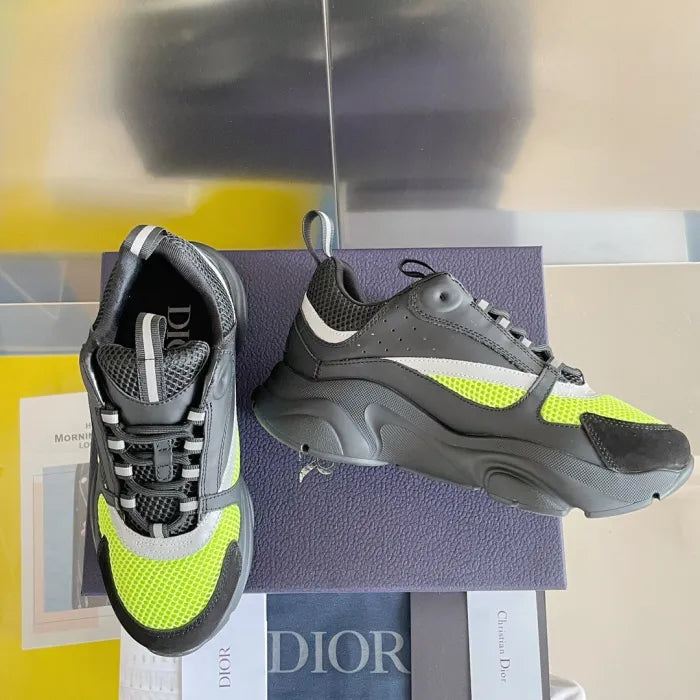 D - SNEAKERS