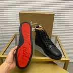 C - SNEAKERS