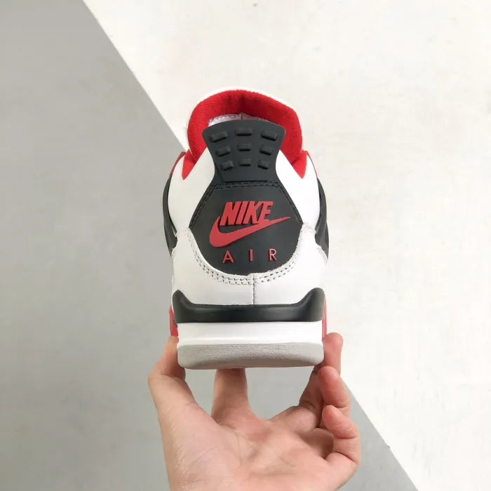 N - SNEAKERS