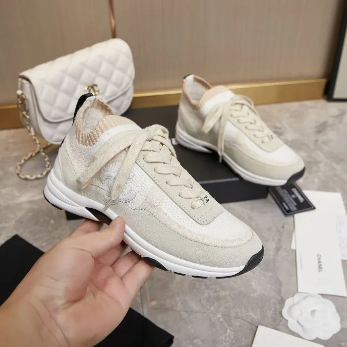 C - SNEAKERS