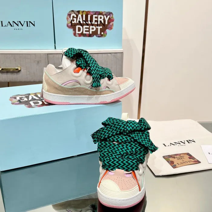 L - SNEAKERS