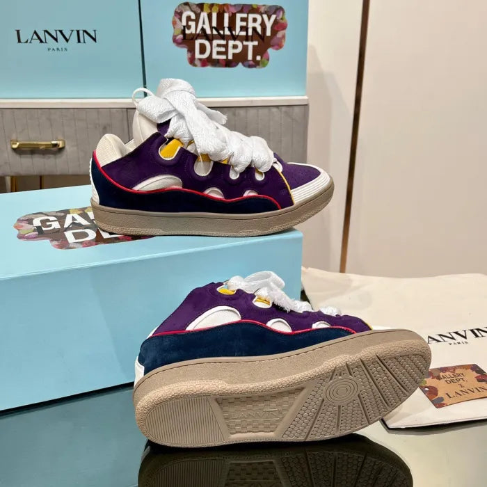 L - SNEAKERS