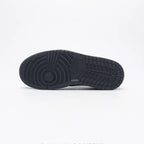 N - SNEAKERS
