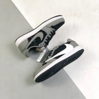 N - SNEAKERS