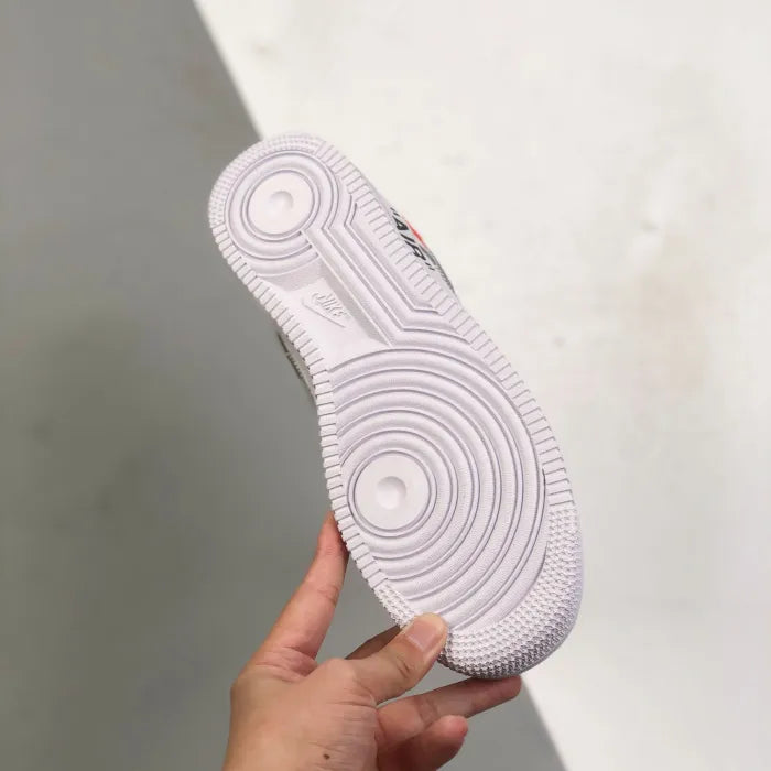 N - SNEAKERS