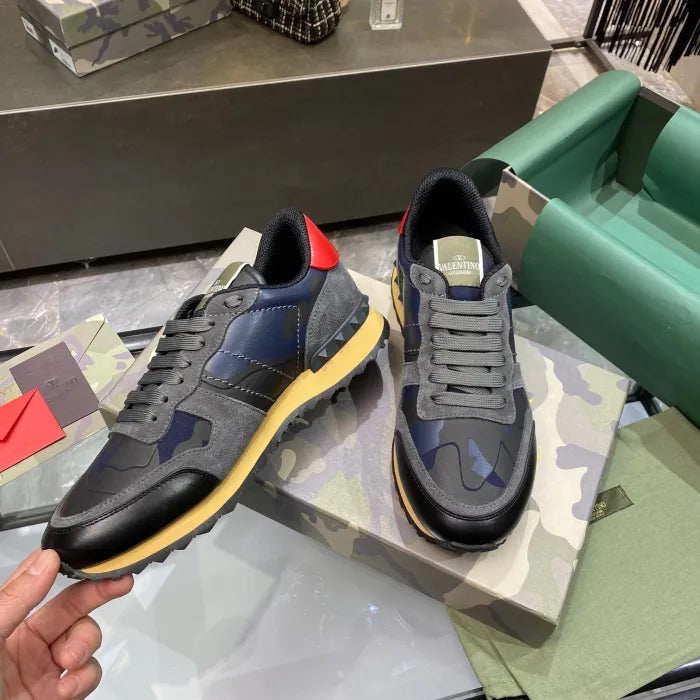 V - SNEAKERS